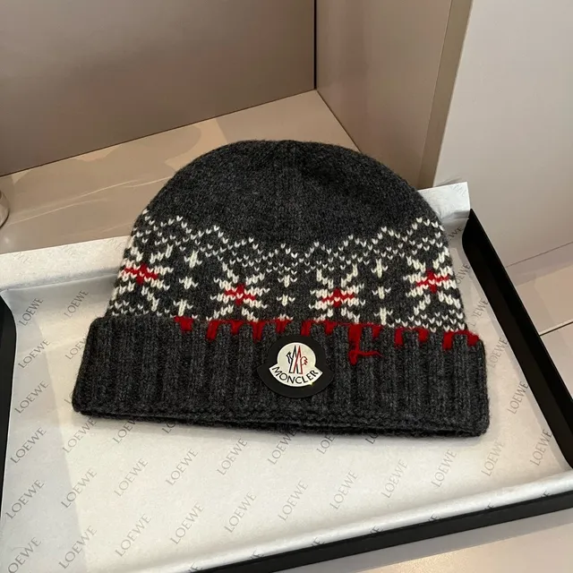 Moncler Gris Rojo Nórdico Fair Isle Tejido Plegado Acanalado Puño Gorro 6