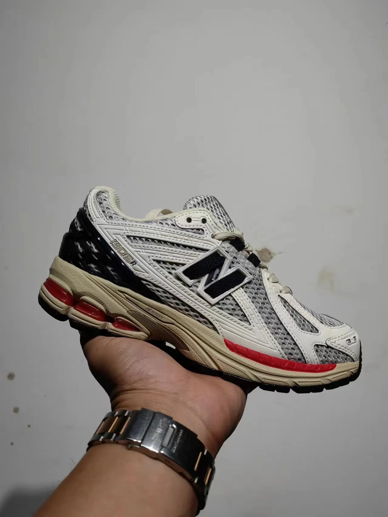 New Balance 1906R أحذية جري بيضاء بحرية حمراء 2