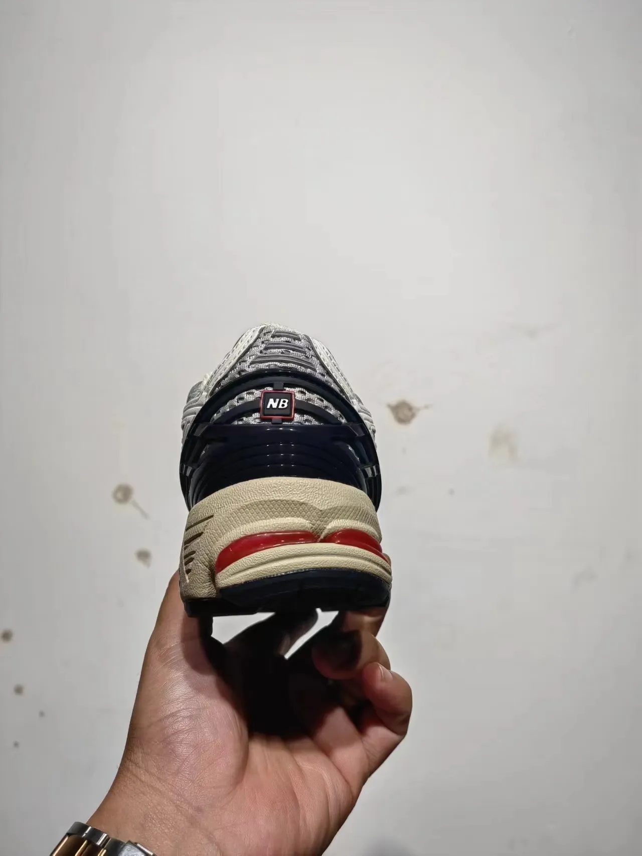 New Balance 1906R أحذية جري بيضاء بحرية حمراء 4