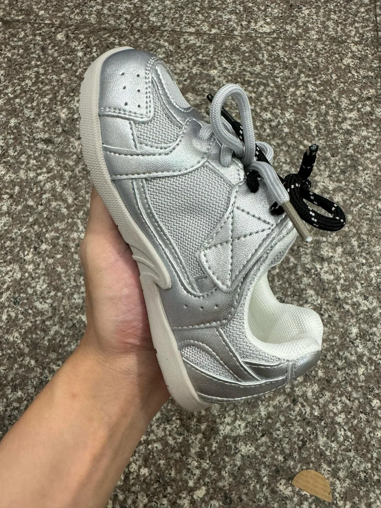 New Balance 327 Iridescent Silver-White Lifestyle Sneakers 13