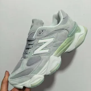 New Balance 9060 लाइट ग्रे এবং মিন্ট গ্রিন চাঙ্কি স্নিকার্স