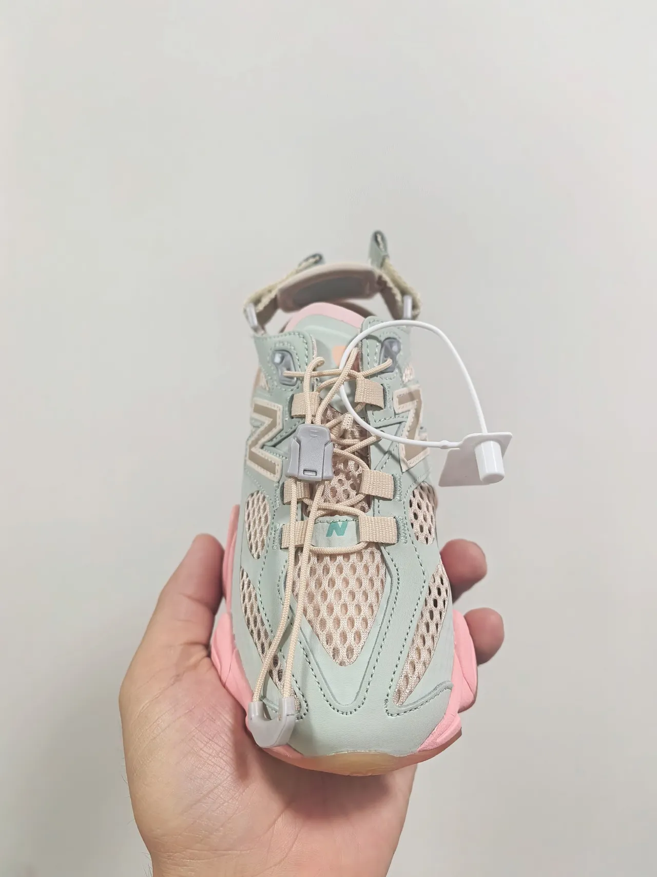 New Balance 9060 Tênis chunky Off-White Gray 19