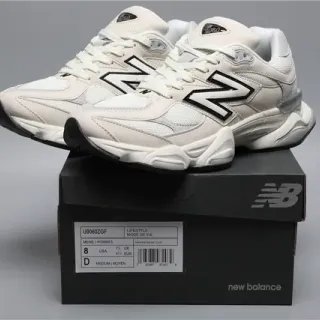 New Balance Beige Noir Semelle Plateforme Épaisse Maille Et Construction Synthétique Overlay Chaussures Lifestyle