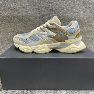 New Balance Bege Azul Sola Multicamadas Couro Macio E Malha Superior Tênis Chunky
