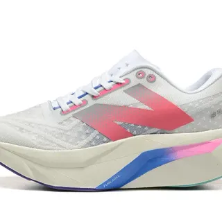 New Balance FuelCell 白色粉色 Engineered Mesh Upper 渐变 N Logo 跑鞋