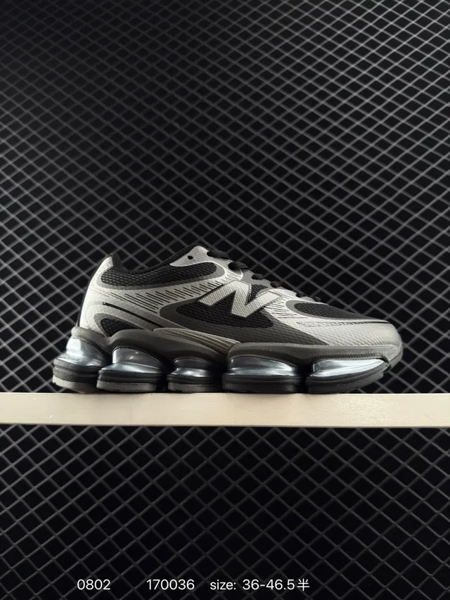 New Balance NB9060 Tênis Chunky Cinza e Preto 5