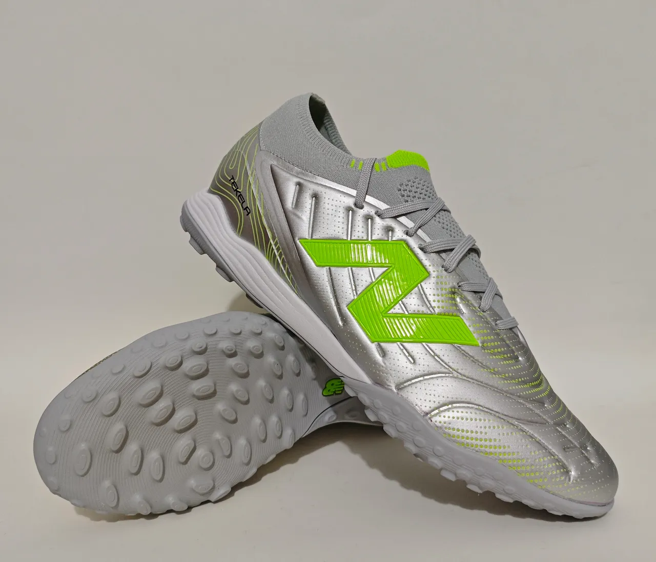 New Balance Tekela Silver Green কম-কাট সিন্থেটিক আপার মোল্ডেড আউটসোল টার্ফ সকার জুতো 11