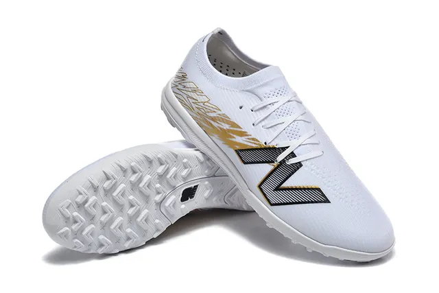 New Balance White Gold Knit Upper Synthetic Cage Overlay Turf Soccer Shoes 7
