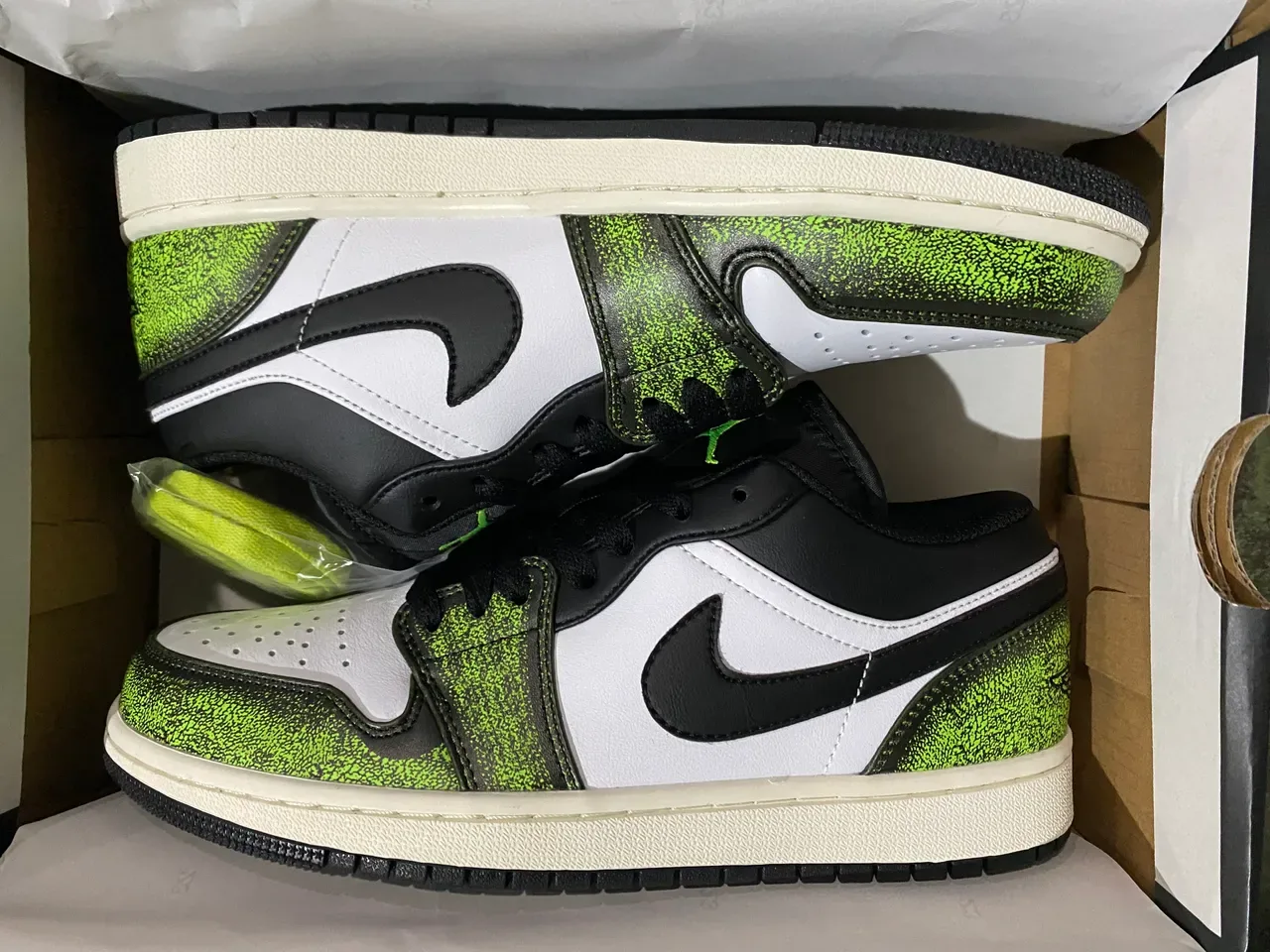 Nike Air Jordan 1 Low Lime Green Speckle Lifestyle Sneakers 7