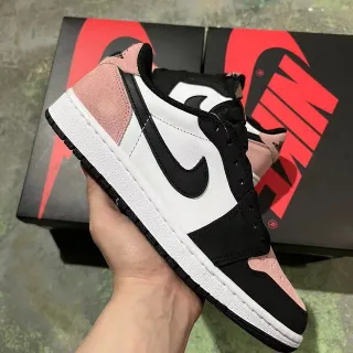 Nike Air Jordan 1 Low Pink Black White حذاء أسلوب الحياة