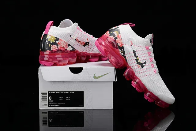 Nike Air VaporMax ফুলের প্রিন্ট সাদা গোলাপি লাইফস্টাইল স্নিকার্স 16