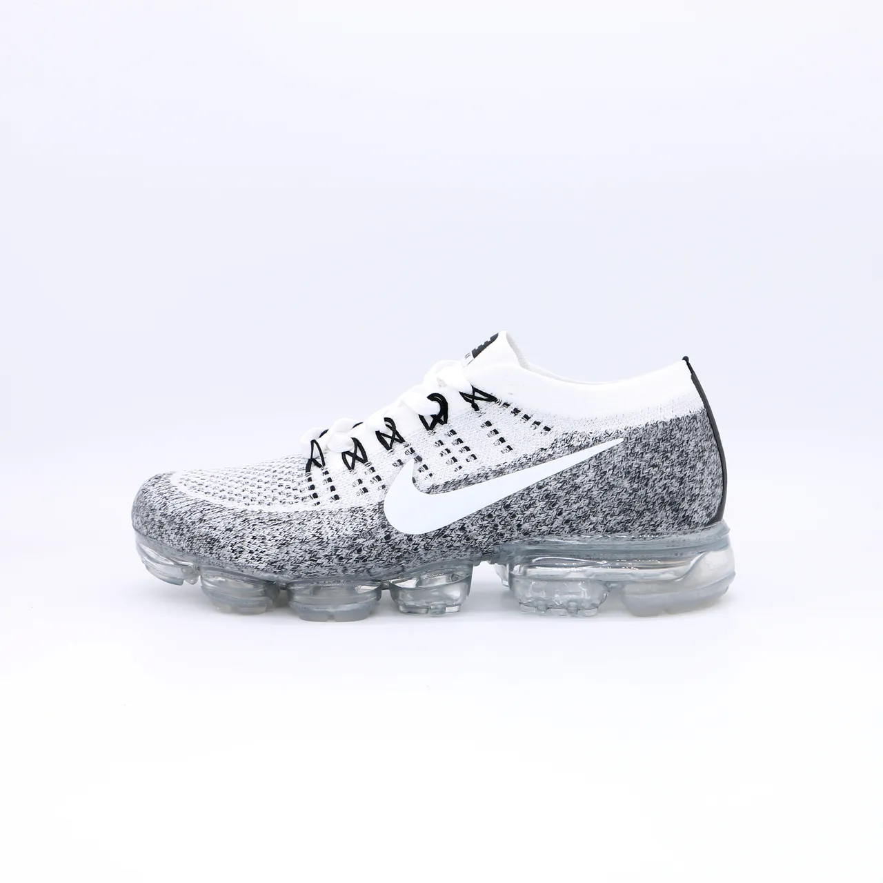 Nike Air VaporMax Flyknit Gradient Gray-White Lifestyle Sneakers 5
