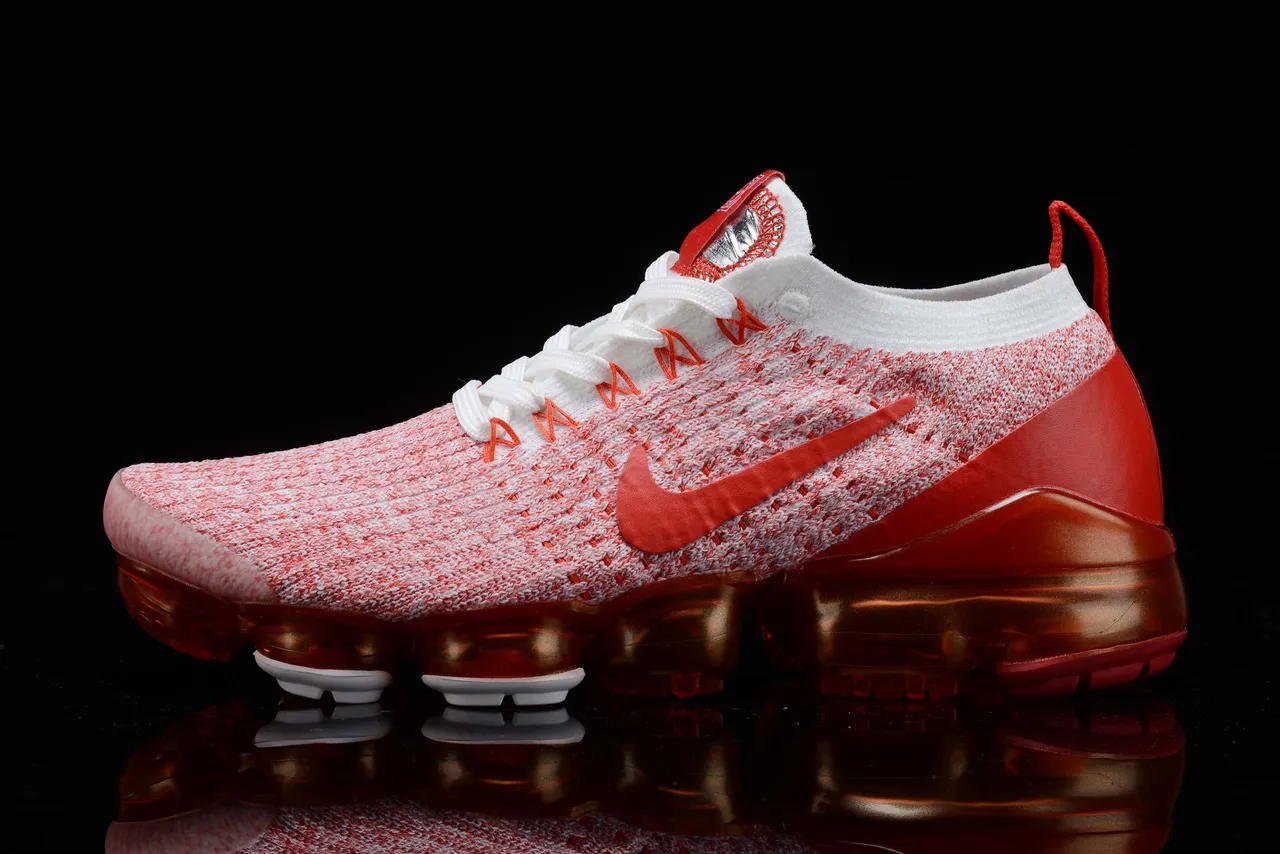 Nike Air VaporMax Chaussures de course orange et blanc 15