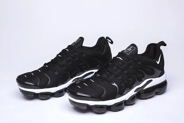 Nike Air VaporMax Plus Chaussures Lifestyle Noir Blanc 12