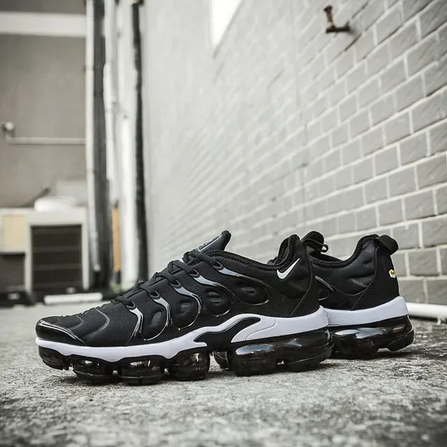 Nike Air VaporMax Plus Chaussures Lifestyle Noir Blanc 14