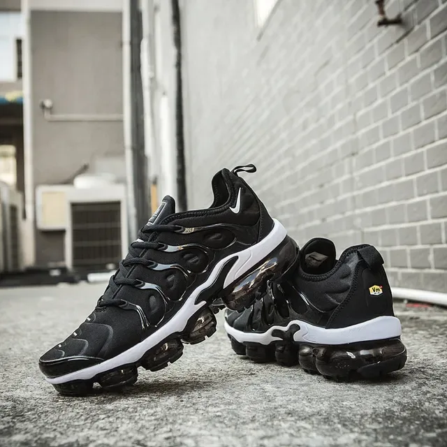 Nike Air VaporMax Plus Chaussures Lifestyle Noir Blanc 16
