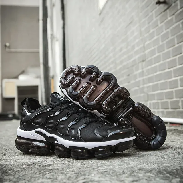Nike Air VaporMax Plus Chaussures Lifestyle Noir Blanc 18
