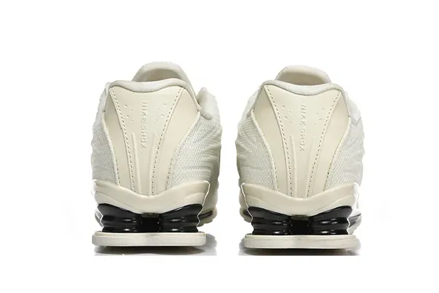 Nike Zapatillas Beige Negro Tricot Acanalado Superior Shox Columna Talón Lifestyle 4