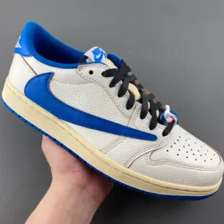 Nike Chaussures lifestyle beige bleu low-top avec perforation à l'orteil