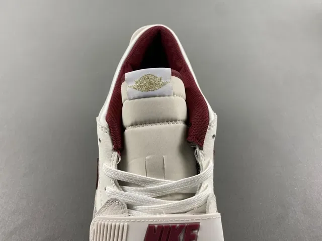 Baskets Lifestyle Nike Beige Burdeos Low-Top avec upper en matériau mixte 5