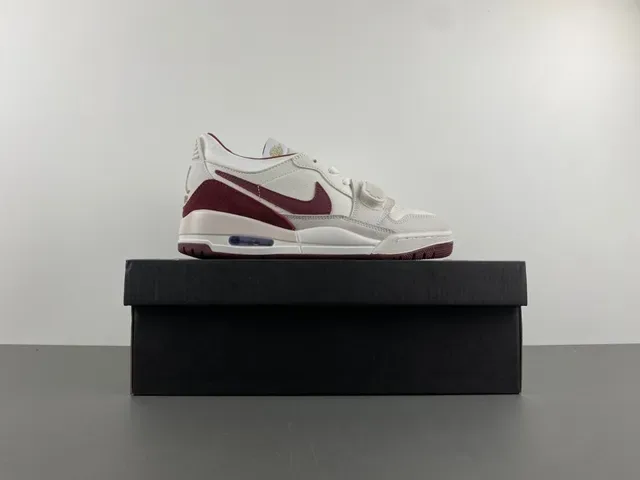 Baskets Lifestyle Nike Beige Burdeos Low-Top avec upper en matériau mixte 15