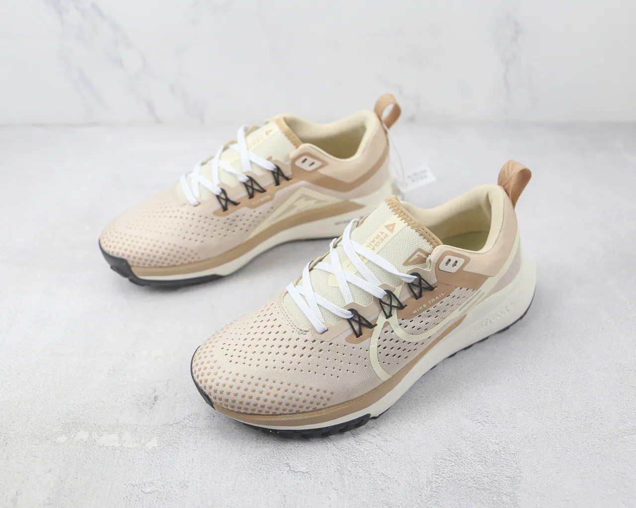 Nike Beige Perforated Knit Upper Layered Synthetic Overlays Running Shoes 4