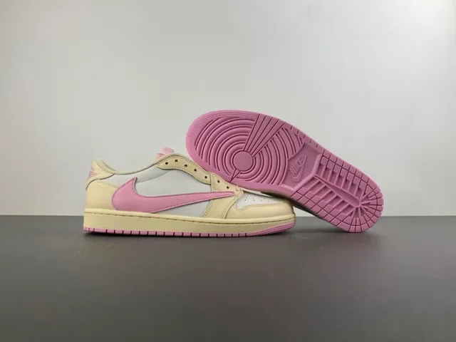 Nike Beige Pink Low-Top Leather Upper Lifestyle Sneakers 12