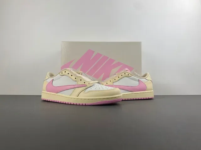 Nike Beige Pink Low-Top Leather Upper Lifestyle Sneakers 13