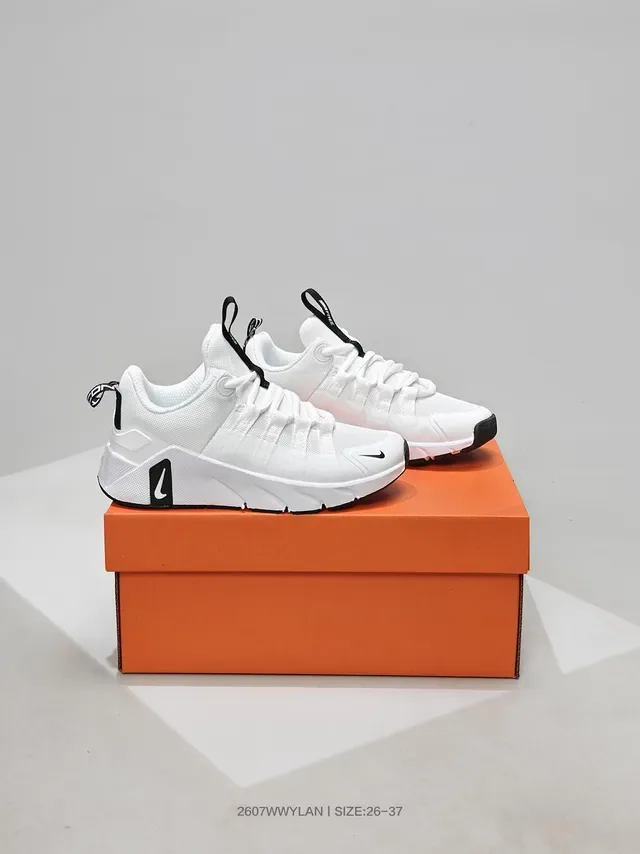 Nike Black and White Lifestyle Sneaker 3