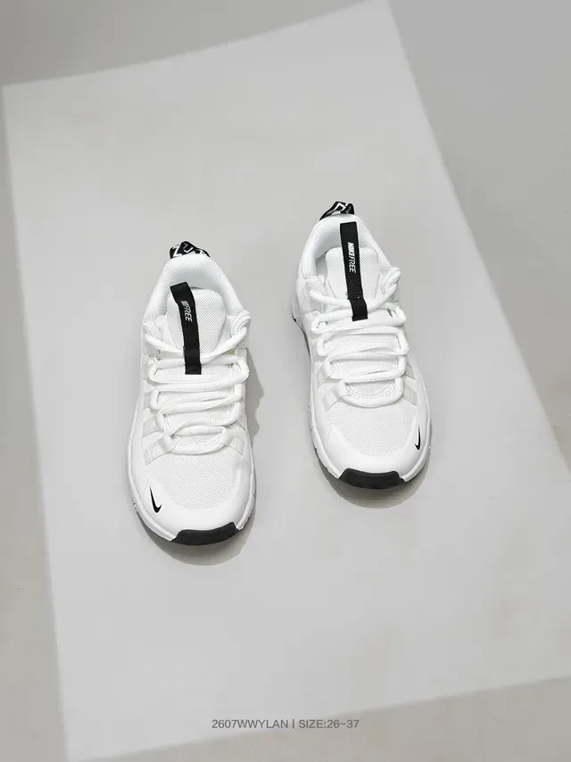 Nike Black and White Lifestyle Sneaker 8