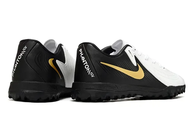 Nike Zapatos de fútbol turf negro y oro con empeine sintético de corte bajo 5