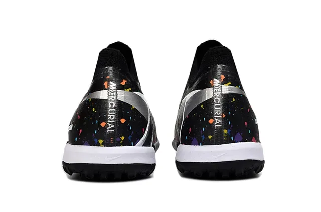 نيكي أحذية كرة القدم Turf أسود متعدد الألوان upper knit paint splatter graphic 4