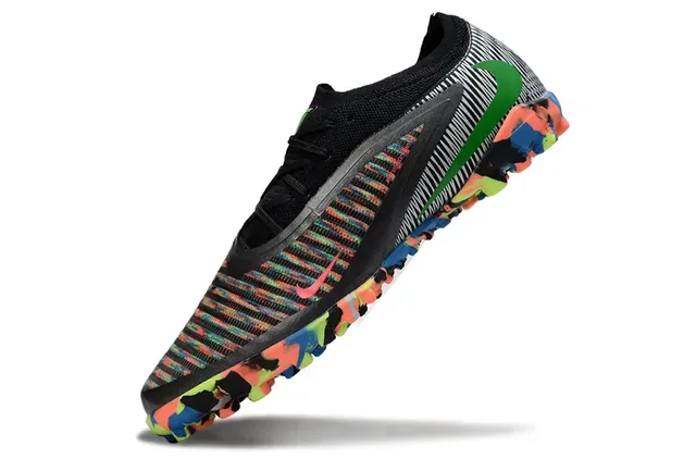 Nike 黑色 多色针织鞋面 条纹图案 人造草地 足球鞋 2