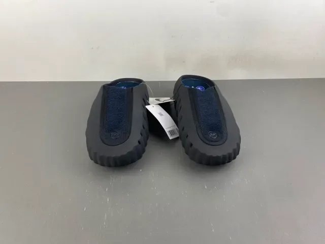 Nike Chaussons Noir Bleu Marine Semelle de Caoutchouc Moldée Panneau Latéral Perforé 10