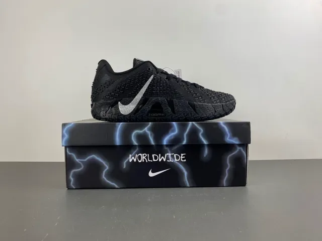 Nike أحذية كرة السلة أسود فضي نسيج أعلى سولة هندسية 14
