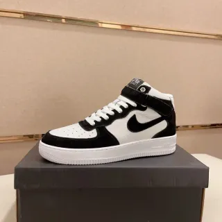 Nike Zapatillas Lifestyle Negro y Blanco Alto con Paneles de Ante y Cuero