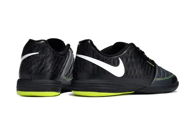 Nike Noir Jaune Capot Quilté Synthétique Texturé Supérieur Chaussures de Football Indoor 5