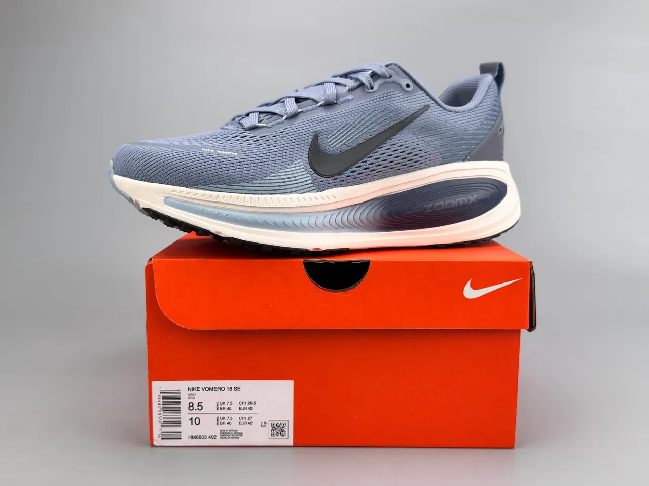 Nike 蓝海军 工程网面鞋面 分层波浪图案中底 跑鞋 2