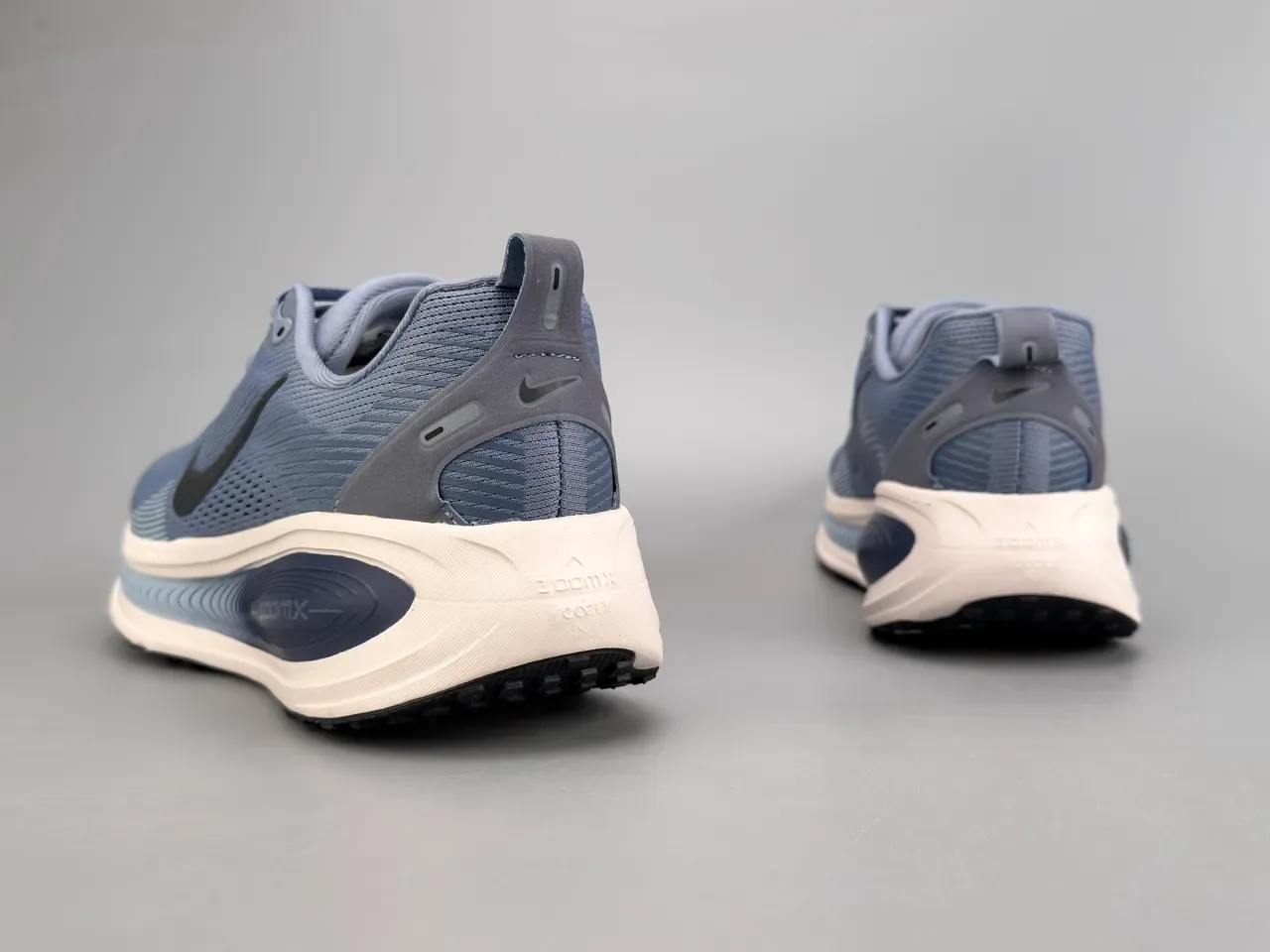 Nike 蓝海军 工程网面鞋面 分层波浪图案中底 跑鞋 6