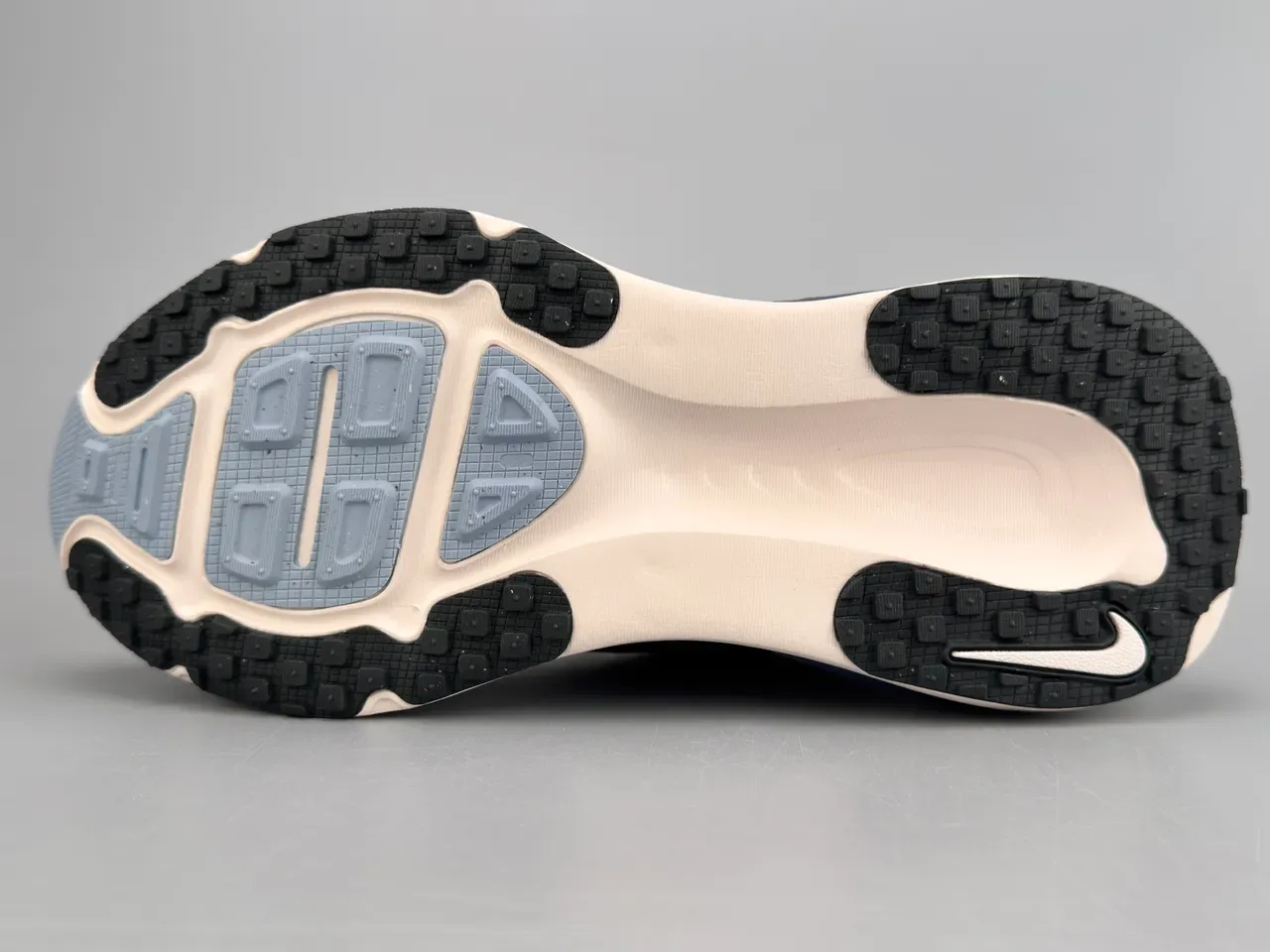 Nike 蓝海军 工程网面鞋面 分层波浪图案中底 跑鞋 8