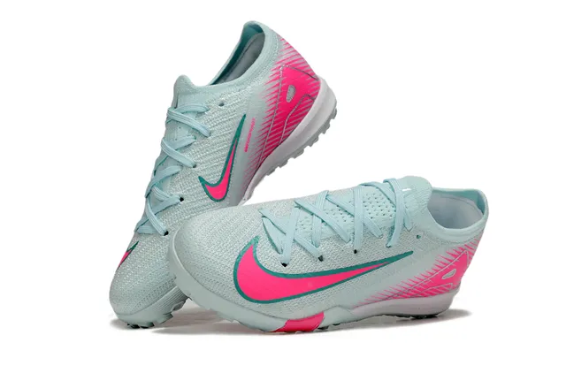 Nike Blue Pink Knit Upper Dynamic Graphic Overlay Turf Soccer Shoes 2