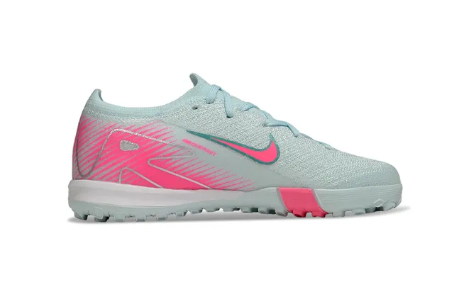 Nike Blue Pink Knit Upper Dynamic Graphic Overlay Turf Soccer Shoes 3