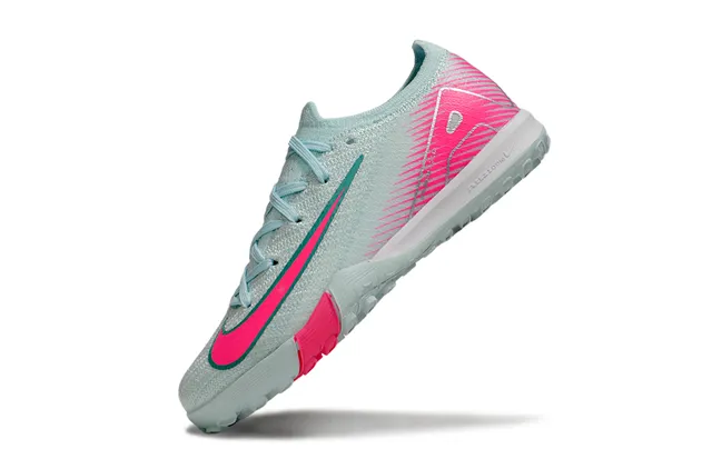 Nike Blue Pink Knit Upper Dynamic Graphic Overlay Turf Soccer Shoes 7