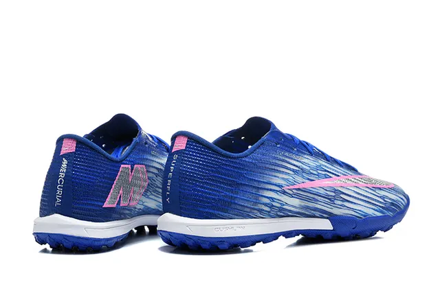 Nike Blue Pink Low-Cut Synthetic Upper Textured Wave-Patterned Knit Turf Soccer Shoes 5