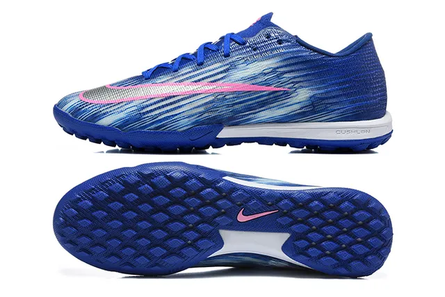 Nike Blue Pink Low-Cut Synthetic Upper Textured Wave-Patterned Knit Turf Soccer Shoes 9