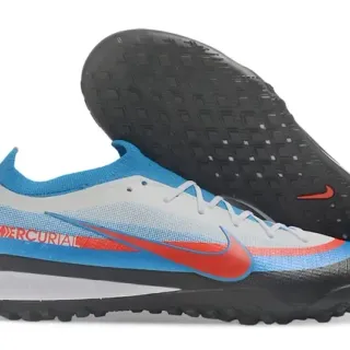 Nike Chuteiras de Futebol Turf Azul e Vermelho Baixo Corte Superior Knit Painéis de Recobrimento Sintético