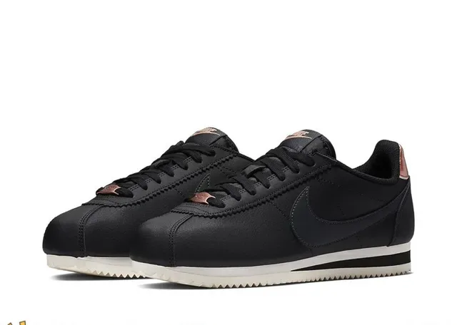 Nike Cortez Tênis Lifestyle Pretos e Ouro Rosa 17