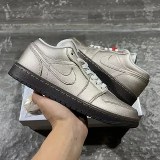 Nike Dunk Low أحذية رياضية أسلوب حياة فضي معدني أسود