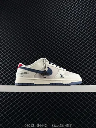 Nike Dunk SB Low Beige Navy Chaussures de Skateboard Co-Branded 2