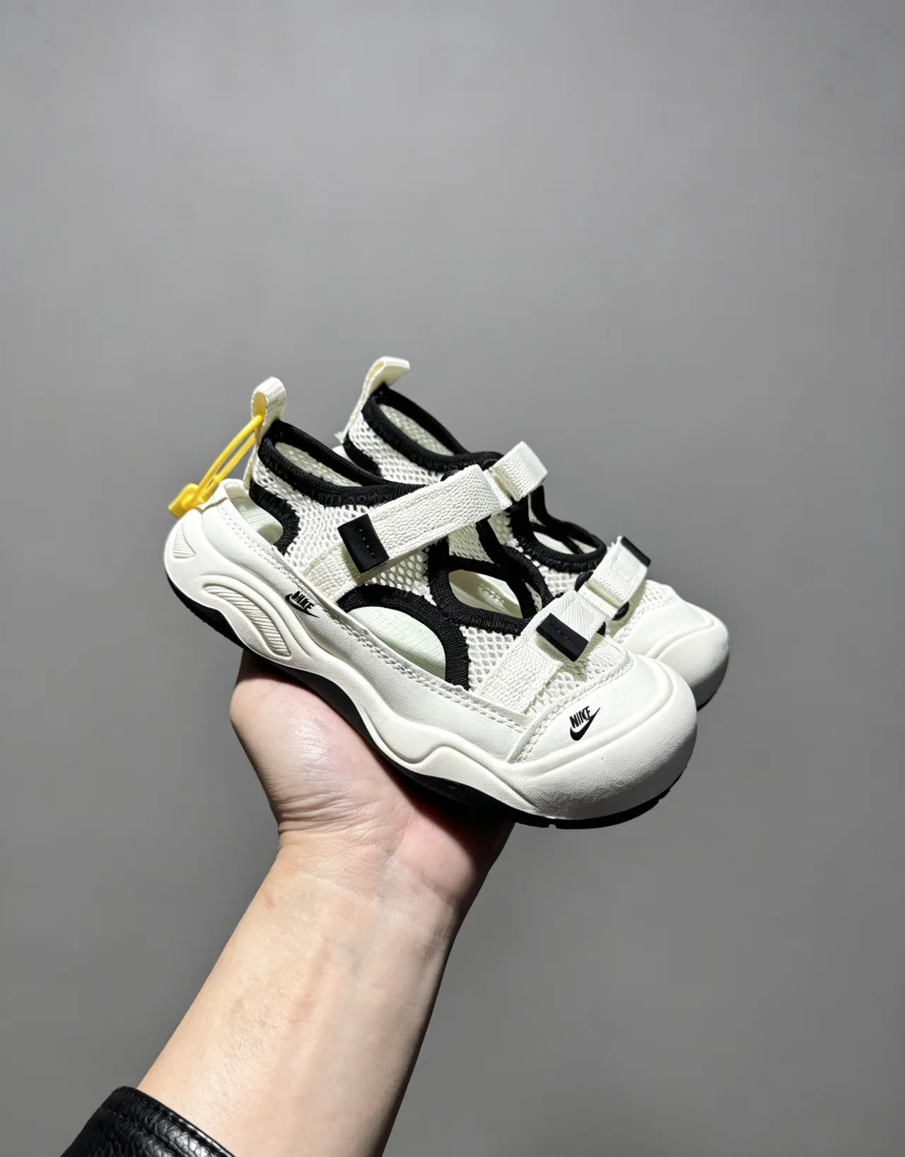 Nike Gray Black Open-Toe Multi-Strap Casual Sandals 3